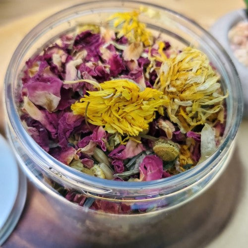 organic facial steam close up lid open